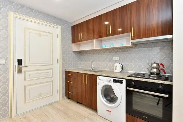 Suite, Bahçe Manzaralı, Mutfaklı