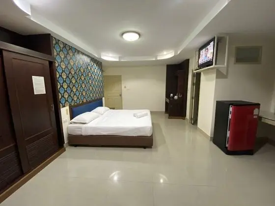 Deluxe Tek Büyük Yataklı Oda