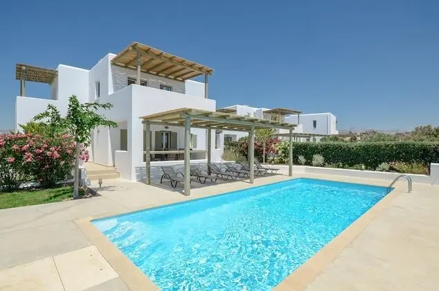 Grand Villa, 5 Yatak Odası, Kişiye Özel Havuzlu, Deniz Manzaralı