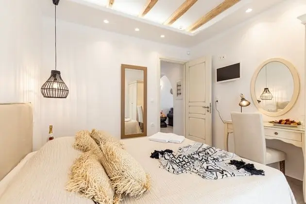 Grand Villa, 5 Yatak Odası, Kişiye Özel Havuzlu, Deniz Manzaralı