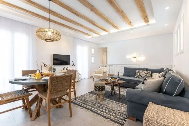 Grand Süit, 3 Yatak Odası, Kişiye Özel Havuzlu, Kısmi Deniz Manzaralı