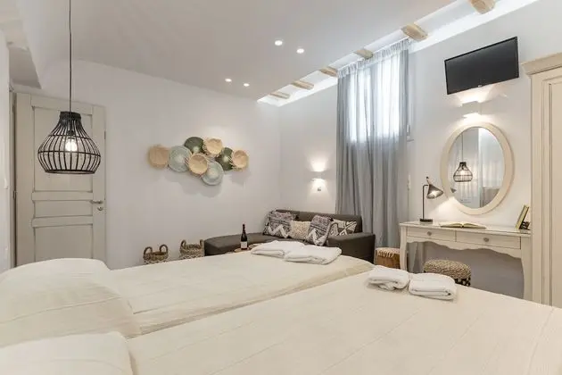 Grand Süit, 3 Yatak Odası, Kişiye Özel Havuzlu, Kısmi Deniz Manzaralı