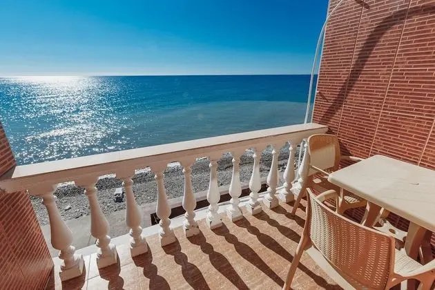 Tek Büyük Yataklı Oda, Balkon, Deniz Manzaralı