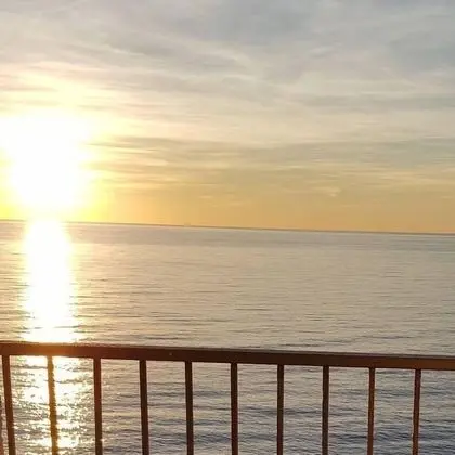 Tek Büyük veya İki Ayrı Yataklı Oda, Deniz Manzaralı
