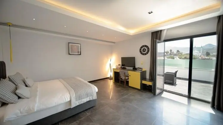 Grand Deluxe Suite