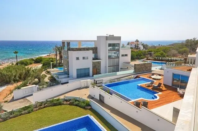Villa, 3 Yatak Odası, Kişiye Özel Havuzlu (Two)