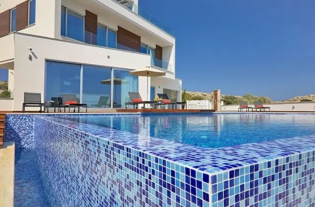Villa, 3 Yatak Odası, Kişiye Özel Havuzlu (Two)