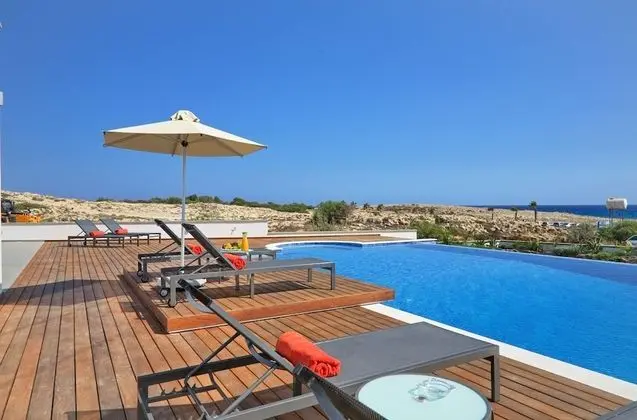 Villa, 3 Yatak Odası, Kişiye Özel Havuzlu (Two)
