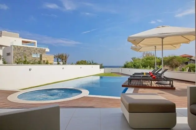 Villa, 5 Yatak Odası, Kişiye Özel Havuzlu