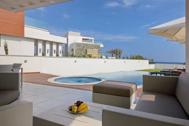 Villa, 5 Yatak Odası, Kişiye Özel Havuzlu