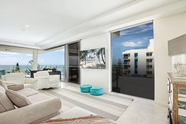 3 Bedroom Luxe Apartment