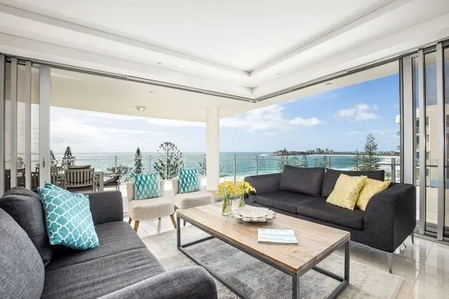 3 Bedroom Luxe Apartment