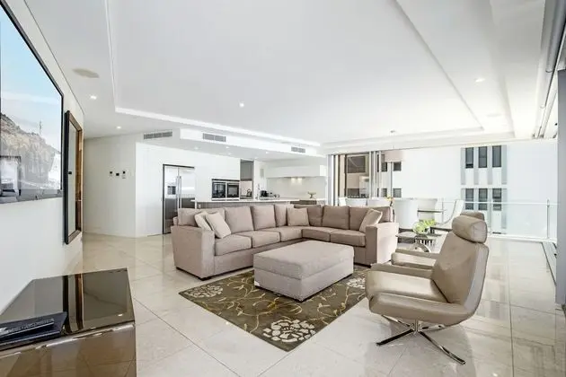 3 Bedroom Luxe Apartment