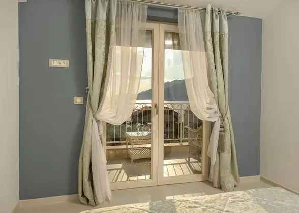 Basic Apart Daire, Deniz Manzaralı