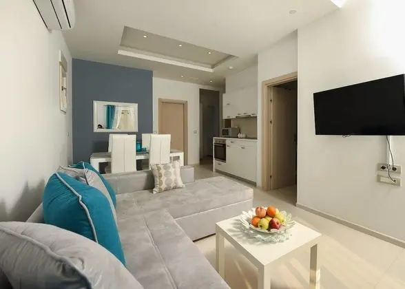 Basic Apart Daire, Deniz Manzaralı