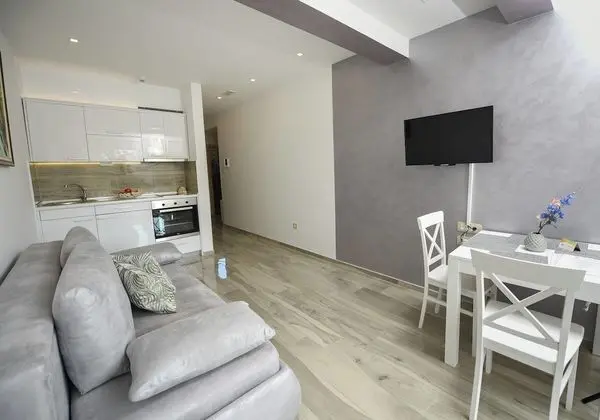 Classic Apart Daire, Dağ Manzaralı