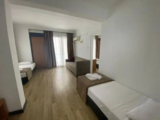 1+1 Suite Deniz Manzaralı Oda