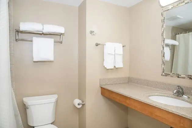 King Oceanfront Guest Room