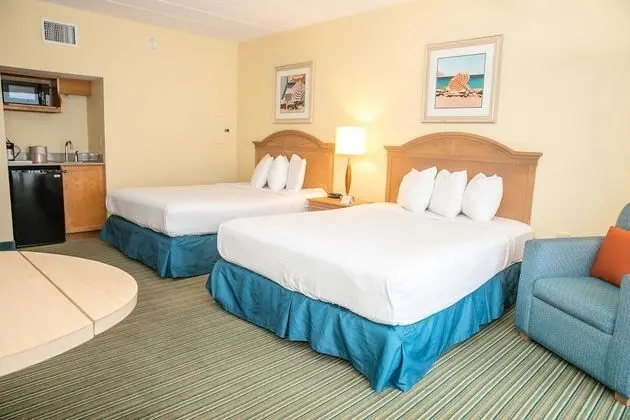 Queen-Queen Oceanfront Guest Room