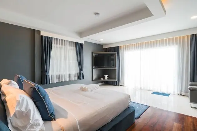 Deluxe Room with Ocean View