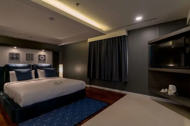 Deluxe Room with Ocean View