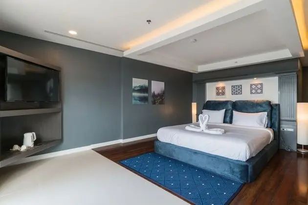 Deluxe Room with Ocean View