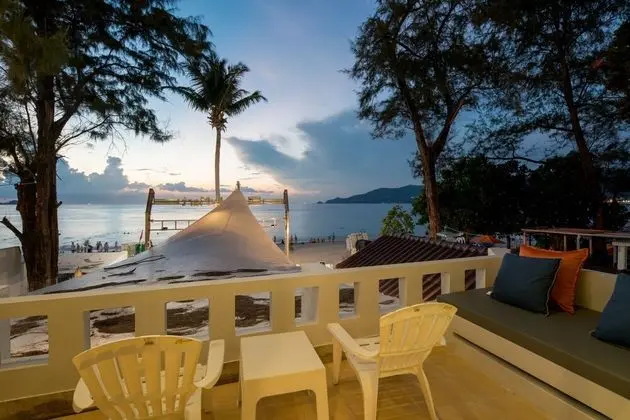 Deluxe Room with Ocean View