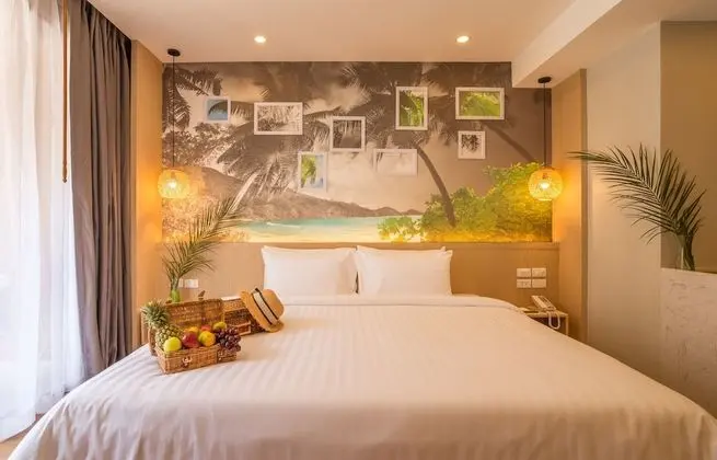 Deluxe Room with Mountain View