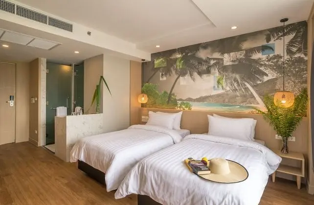 Deluxe Room with Mountain View