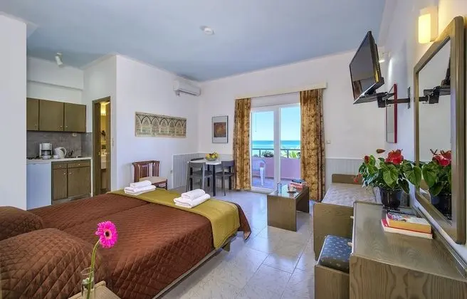 Stüdyo, Deniz Manzaralı