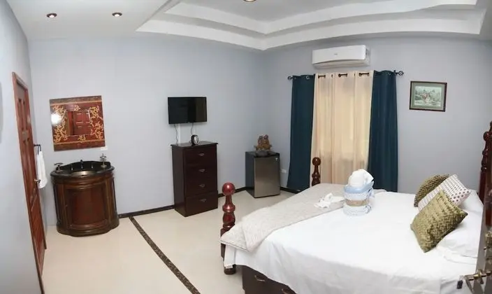 Comfort Oda, 1 Büyük (Queen) Boy Yatak, Sigara İçilmez