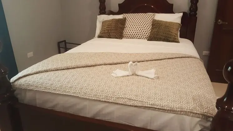 Comfort Oda, 1 Büyük (Queen) Boy Yatak, Sigara İçilmez