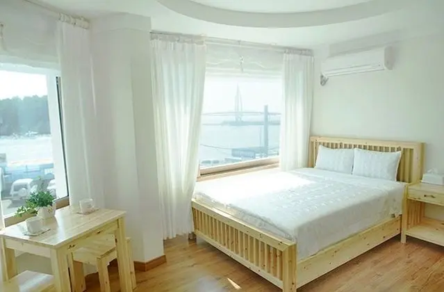 Tek Büyük Yataklı Oda, Sigara İçilmez (13 PY)