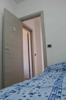 Dört Kişilik Oda, Deniz Manzaralı