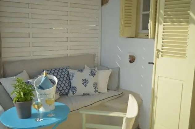 Stüdyo, Deniz Manzaralı
