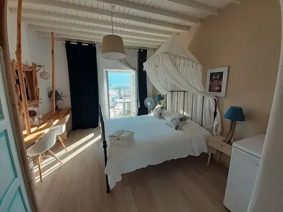 Stüdyo, Deniz Manzaralı