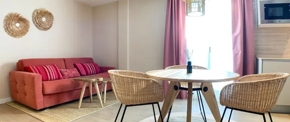 Deluxe Stüdyo Süit