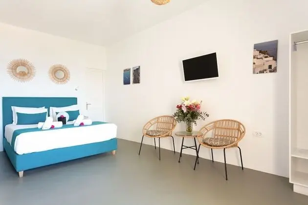 Seaside White Junior Suite