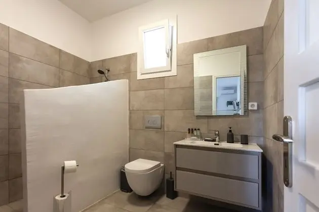 Seaside White Junior Suite