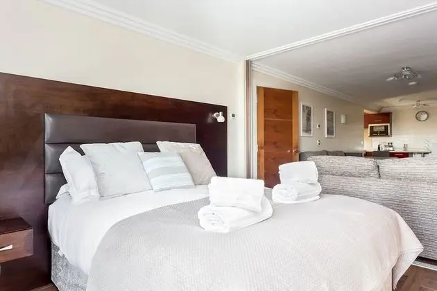 Ev (3 Bedrooms)