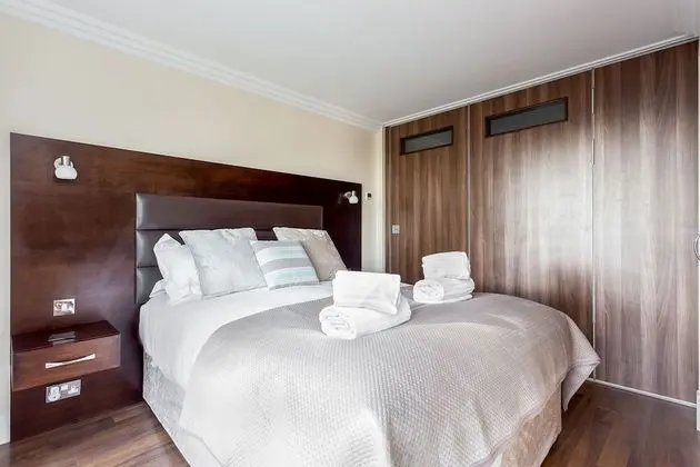 Ev (3 Bedrooms)