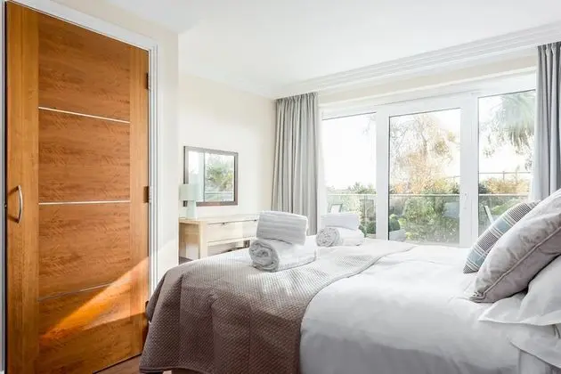 Ev (3 Bedrooms)