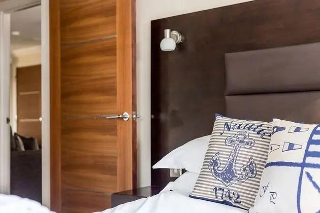 Ev (3 Bedrooms)
