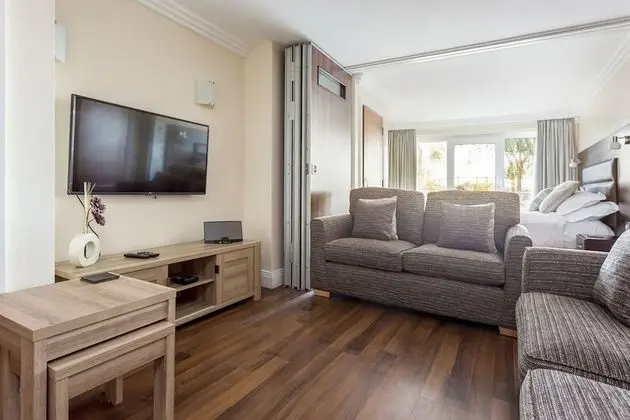 Ev (3 Bedrooms)