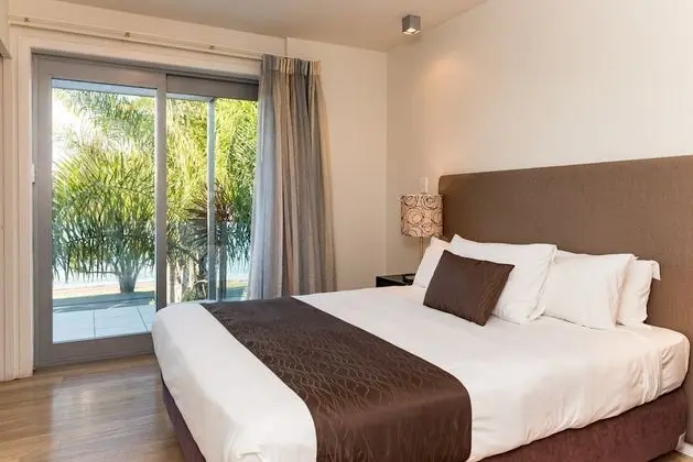 Premium Süit Tek Queen Yataklı
