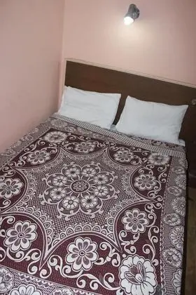 Economy Büyük Yataklı Tek Kişilik Oda