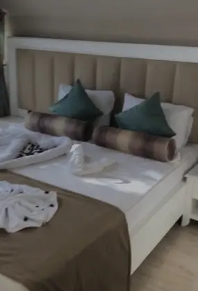 Bungalow Aile Odası, Balkonlu