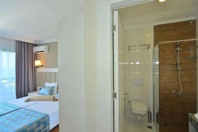 Standart Oda, Kara Manzaralı, Balkonlu