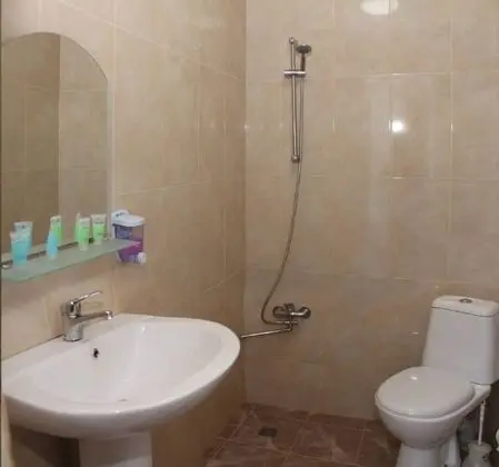 Basic Tek Büyük Yataklı Oda
