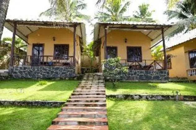 BUNGALOW
